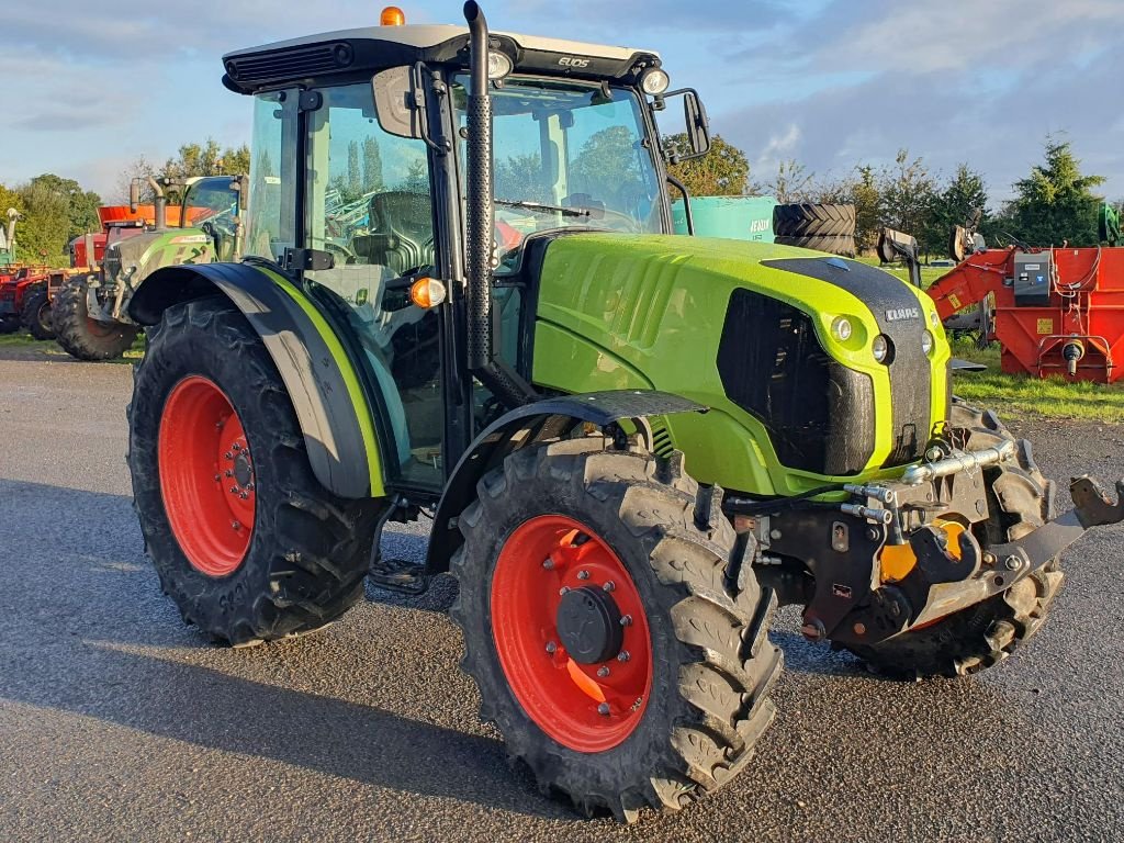 Traktor Türe ait CLAAS ELIOS 210, Gebrauchtmaschine içinde DOMFRONT (resim 1)