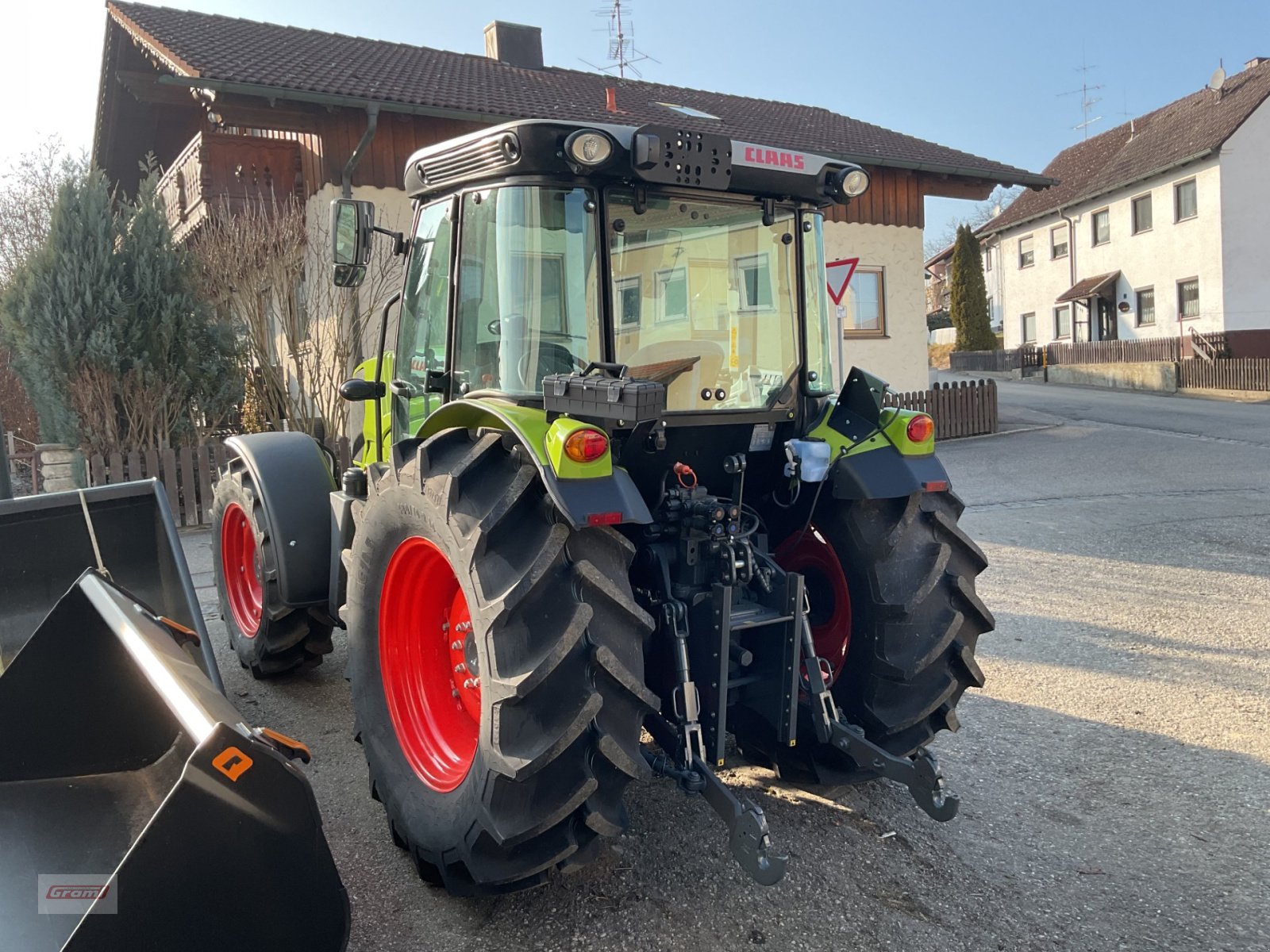 Traktor van het type CLAAS Elios 210, Neumaschine in Kößlarn (Foto 2)