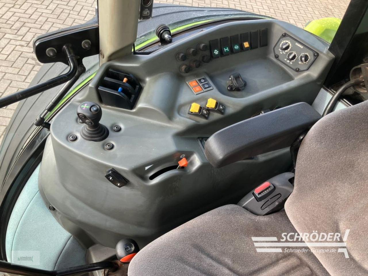 Traktor del tipo CLAAS ELIOS 210, Gebrauchtmaschine en Twistringen (Imagen 13)