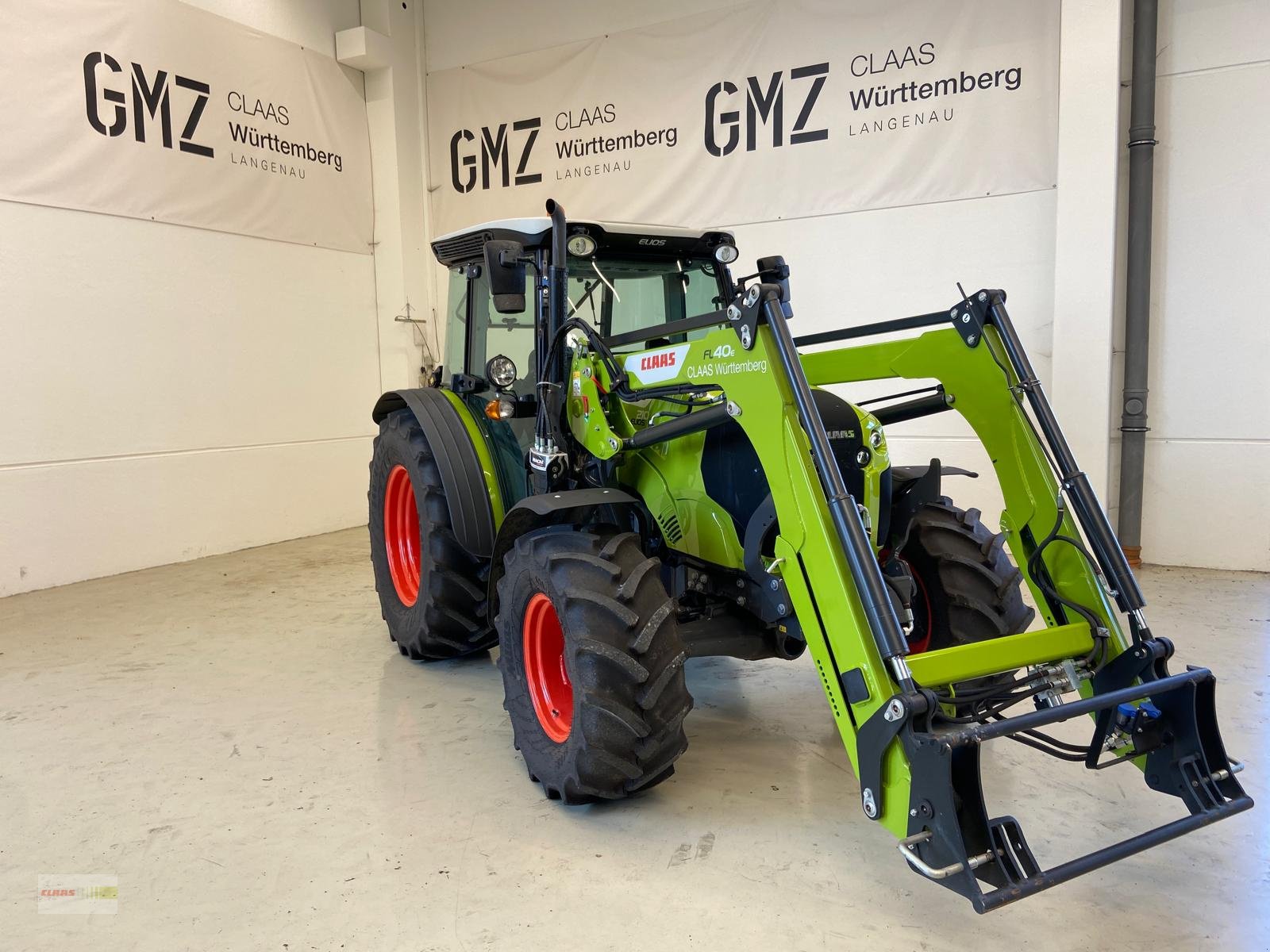 Traktor van het type CLAAS Elios 210, Gebrauchtmaschine in Langenau (Foto 4)