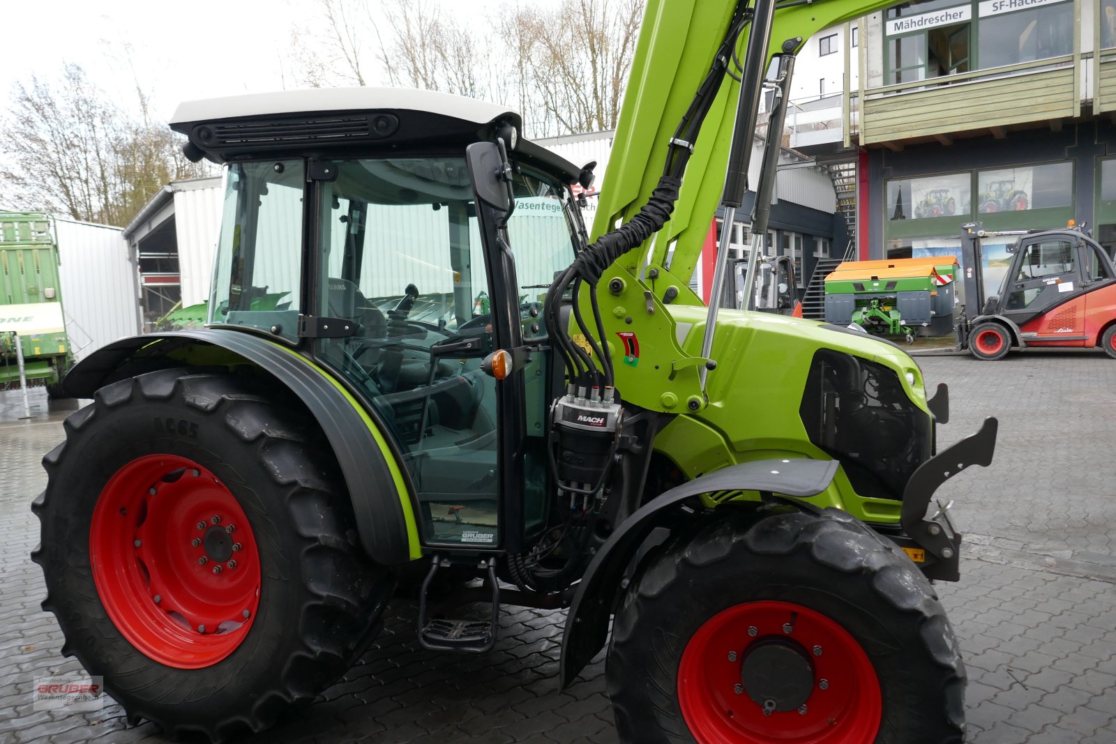 Traktor του τύπου CLAAS Elios 220 inkl. FL 60C, Gebrauchtmaschine σε Dorfen (Φωτογραφία 5)