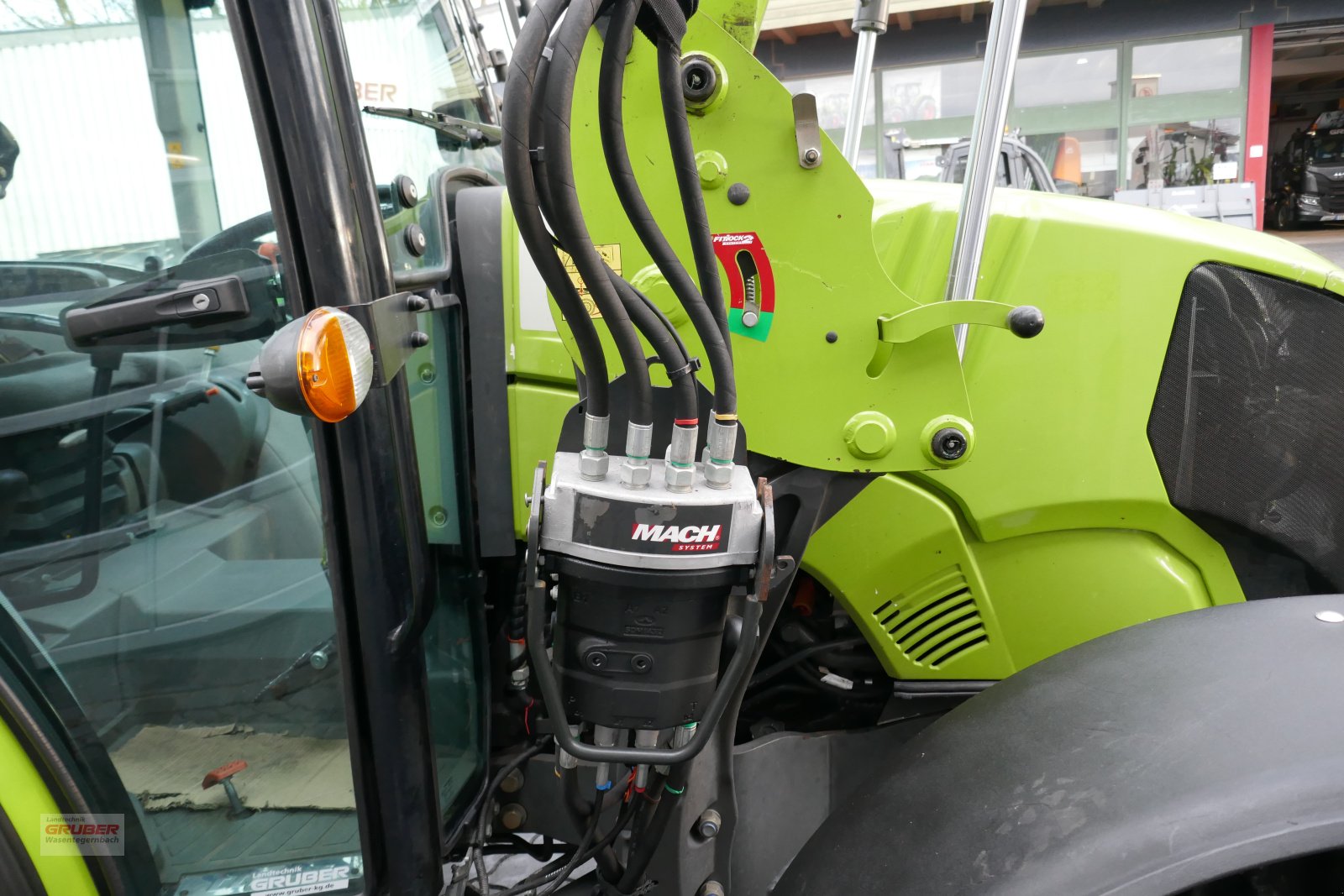 Traktor του τύπου CLAAS Elios 220 inkl. FL 60C, Gebrauchtmaschine σε Dorfen (Φωτογραφία 14)