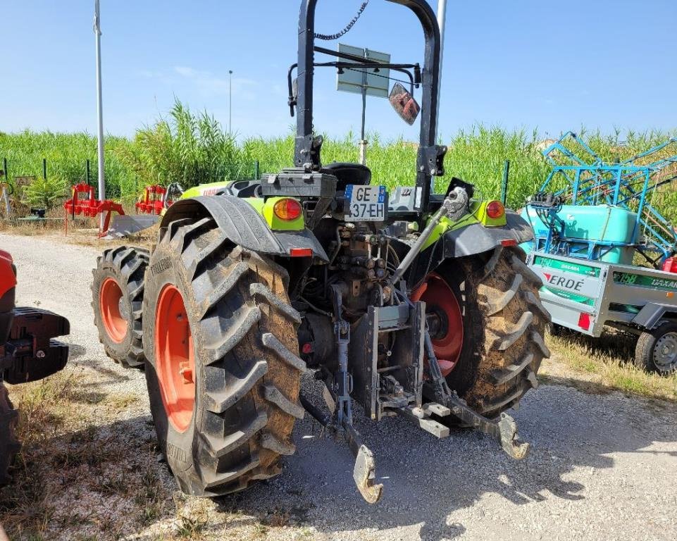 Traktor del tipo CLAAS ELIOS 240, Gebrauchtmaschine en ARLES (Imagen 3)