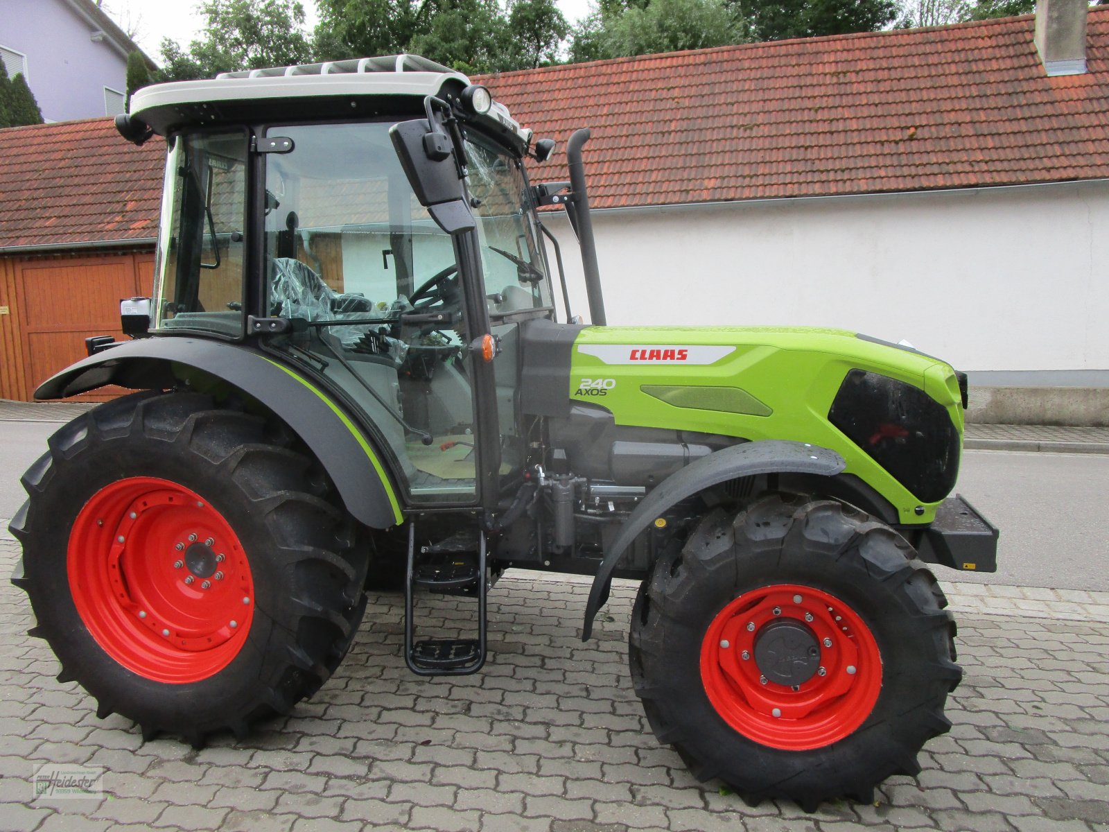 Traktor του τύπου CLAAS ELIOS 300 Advanced, Neumaschine σε Wildenberg (Φωτογραφία 11)