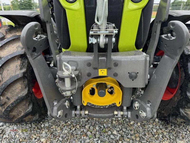 Traktor typu CLAAS ELIOS 320 ADVANCED, Gebrauchtmaschine w Töging a. Inn (Zdjęcie 11)