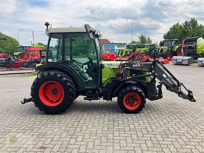 Traktor typu CLAAS Nectis 227 VE *Getriebe Problem*, Gebrauchtmaschine w Salsitz (Zdjęcie 11)