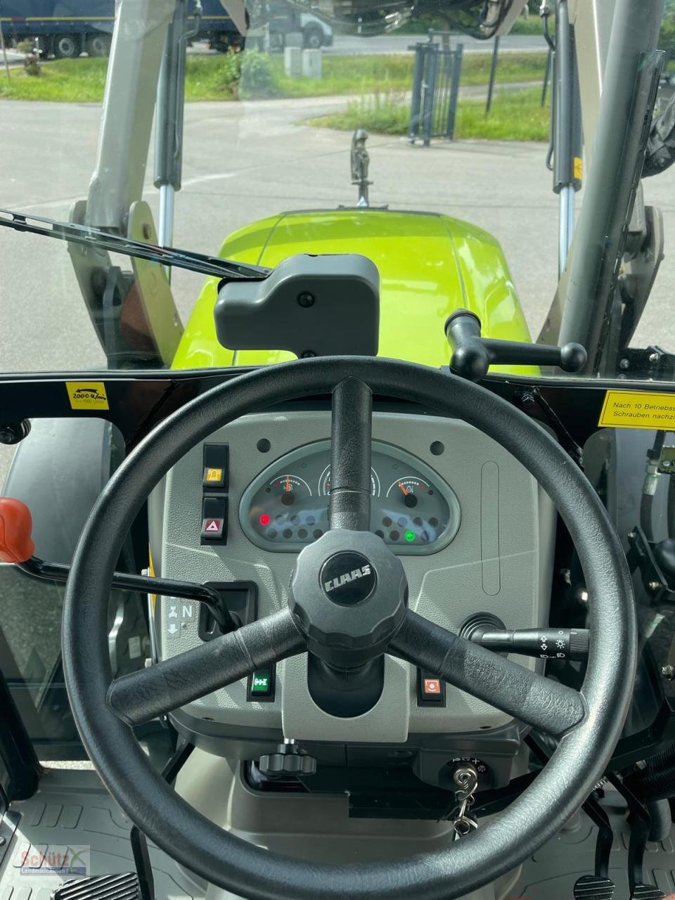 Traktor a típus CLAAS Nexos 210 F, 236Bh,FL,FZW, neuwertig, Gebrauchtmaschine ekkor: Schierling (Kép 15)