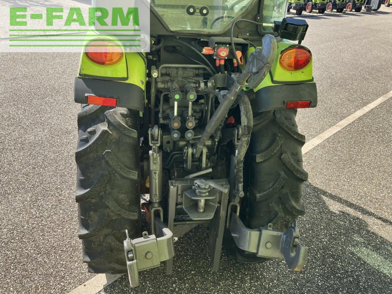 Traktor tip CLAAS nexos 210 ve isc twin VE, Gebrauchtmaschine in AILLAS (33 - GIRONDE) (Poză 4)