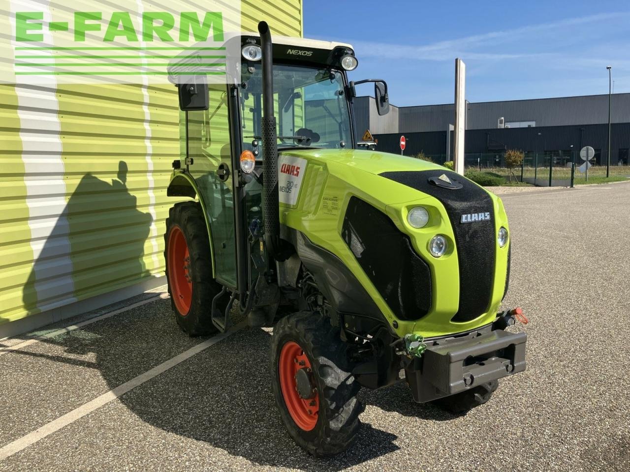 Traktor του τύπου CLAAS nexos 210 ve isc twin VE, Gebrauchtmaschine σε AILLAS (33 - GIRONDE) (Φωτογραφία 7)