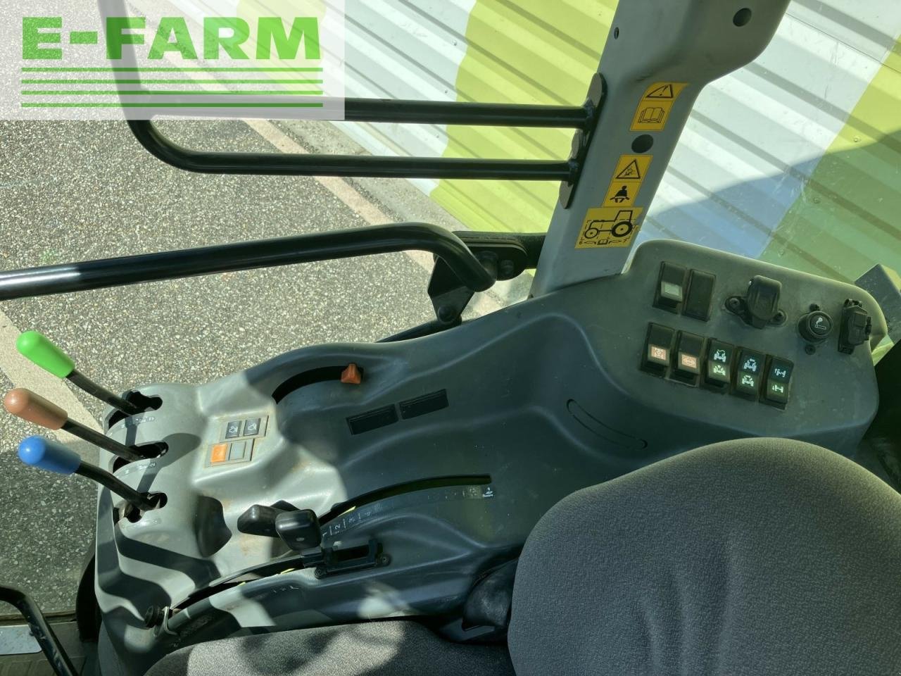 Traktor tipa CLAAS nexos 210 ve isc twin VE, Gebrauchtmaschine u AILLAS (33 - GIRONDE) (Slika 9)