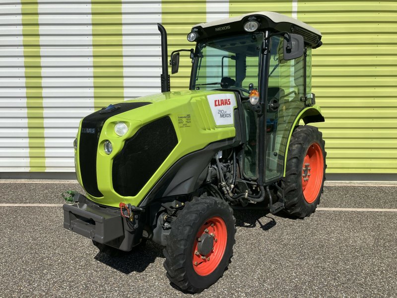 Traktor типа CLAAS NEXOS 210 VE ISC TWIN, Gebrauchtmaschine в ailias (Фотография 1)