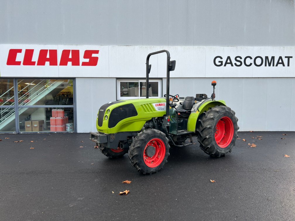 Traktor van het type CLAAS NEXOS 220 F, Gebrauchtmaschine in SAINT GAUDENS (Foto 1)