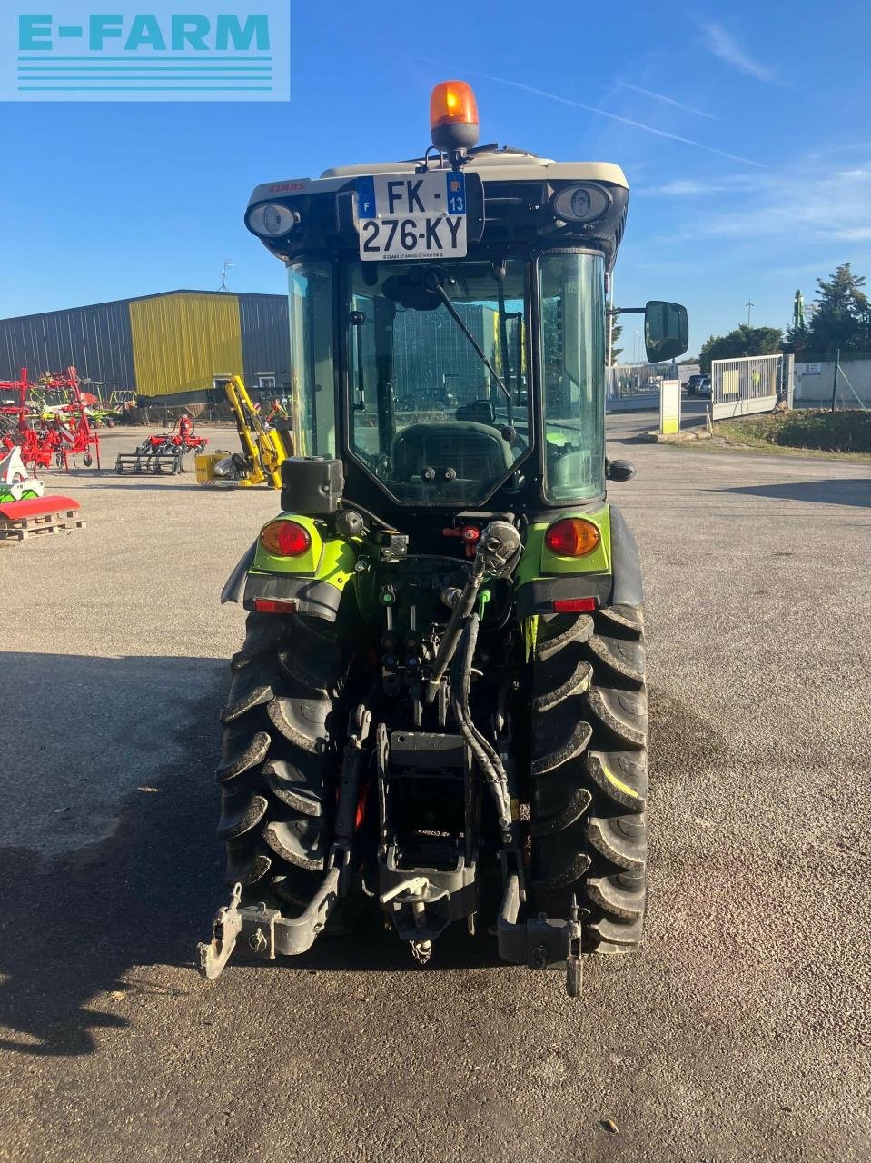 Traktor des Typs CLAAS nexos 220 ve cabine 4rm VE, Gebrauchtmaschine in ST ANDIOL (Bild 4)