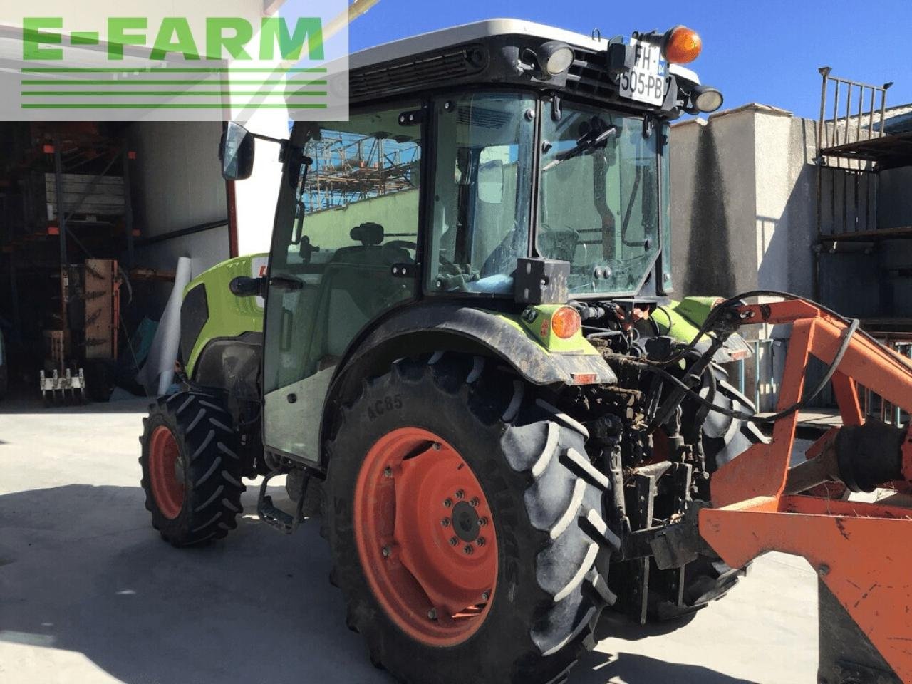 Traktor типа CLAAS nexos 220 vl cabine a rm, Gebrauchtmaschine в ST ANDIOL (Фотография 2)