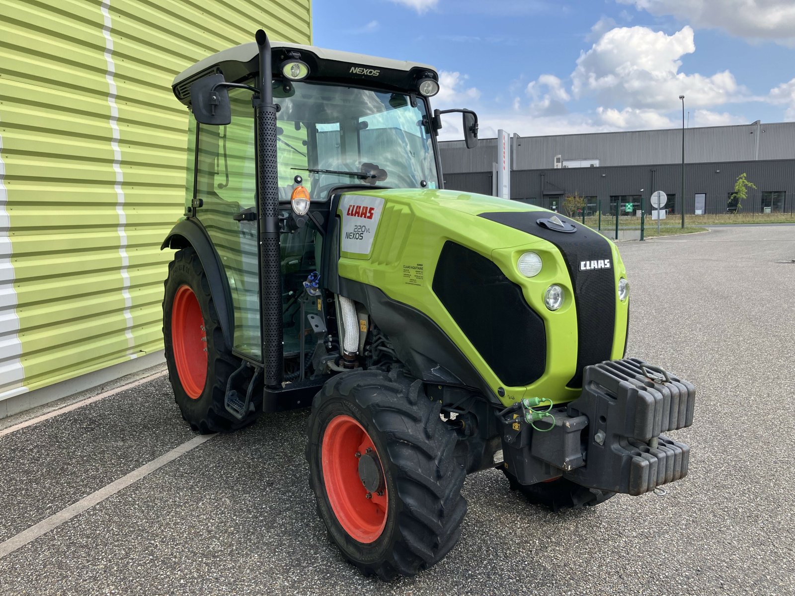 Traktor Türe ait CLAAS NEXOS 220 VL ISC**, Gebrauchtmaschine içinde ailias (resim 6)