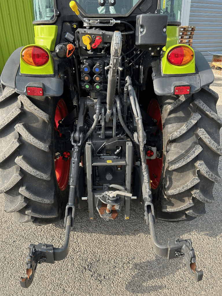 Traktor tipa CLAAS NEXOS 230 S, Gebrauchtmaschine u SAINT ANDIOL (Slika 3)