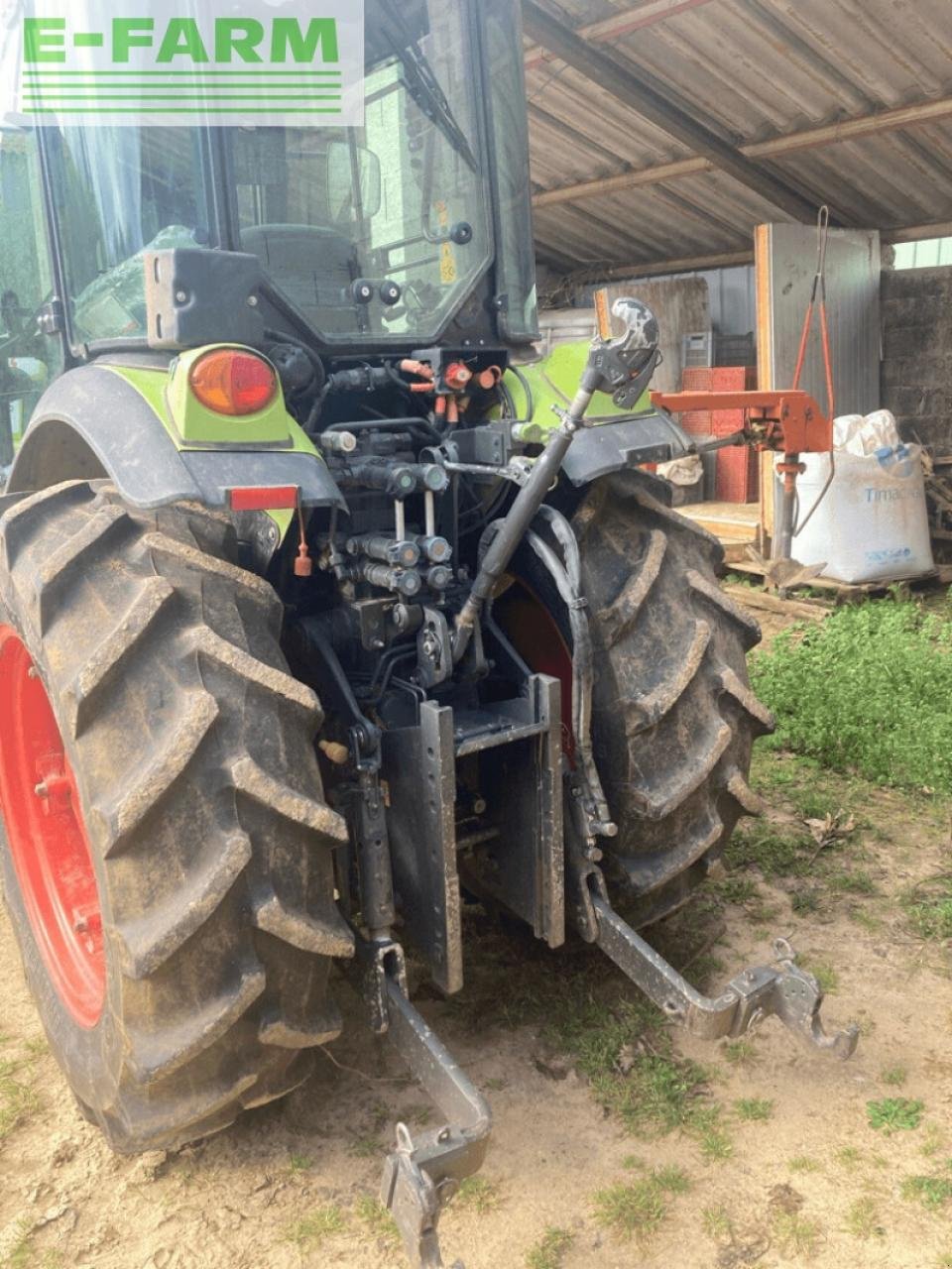 Traktor typu CLAAS nexos 230 ve cabine 4rm t4i, Gebrauchtmaschine w ST ANDIOL (Zdjęcie 16)