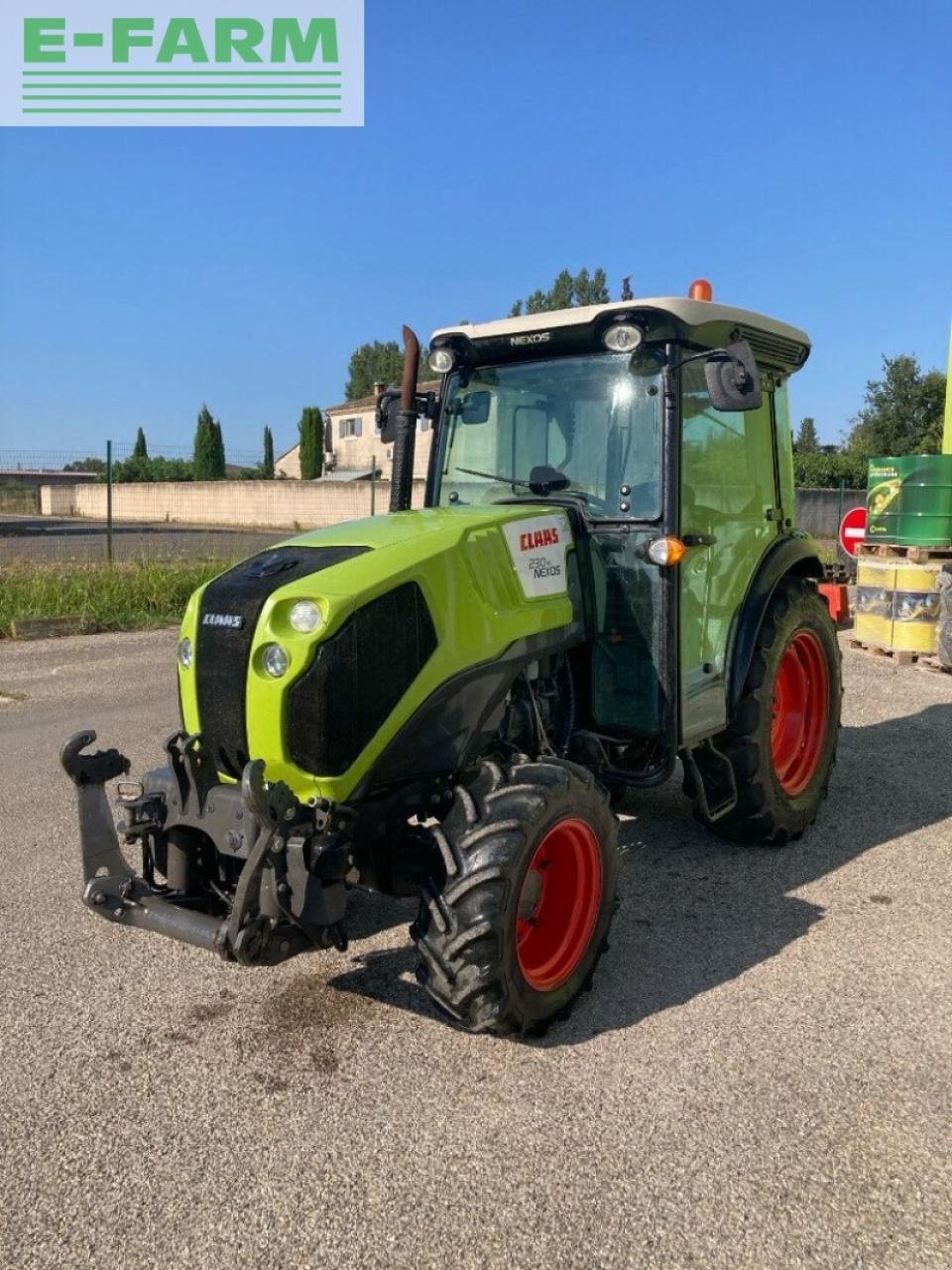 Traktor типа CLAAS nexos 230 vl cabine VL, Gebrauchtmaschine в ST ANDIOL (Фотография 1)