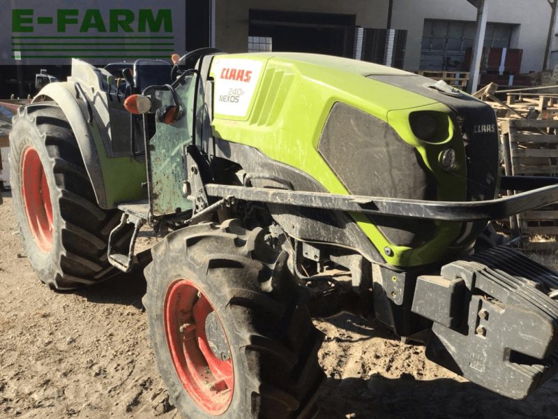 Traktor типа CLAAS nexos 240 f arceau F, Gebrauchtmaschine в ST ANDIOL (Фотография 1)