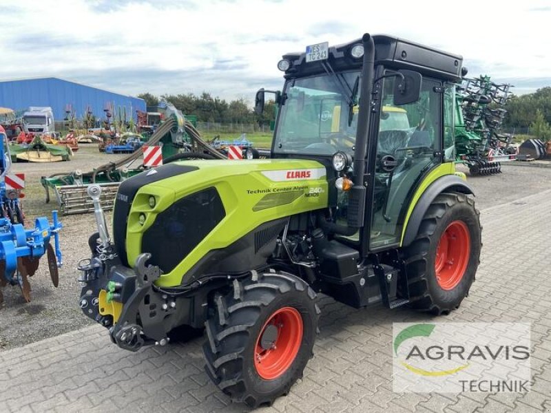 Traktor του τύπου CLAAS NEXOS 240 M ADVANCED, Vorführmaschine σε Rheinbach (Φωτογραφία 1)