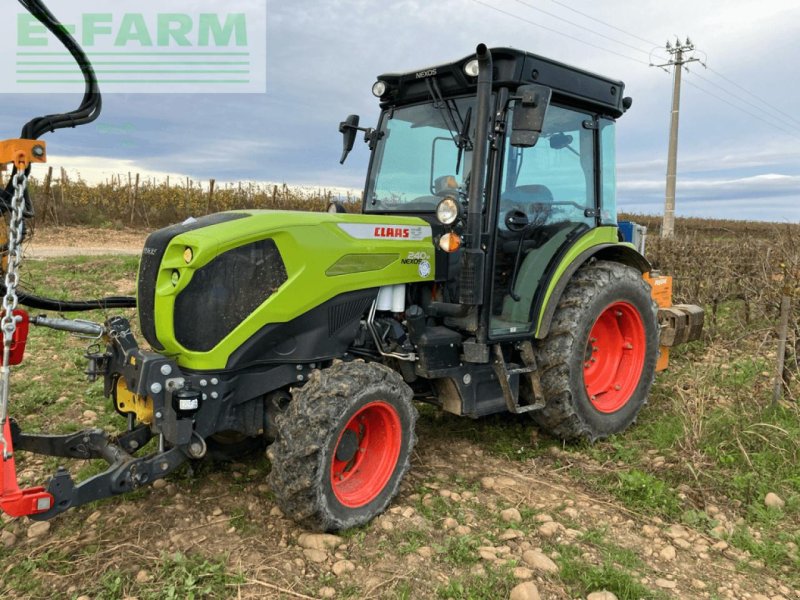 Traktor от тип CLAAS nexos 240 m, Gebrauchtmaschine в ST ANDIOL (Снимка 1)