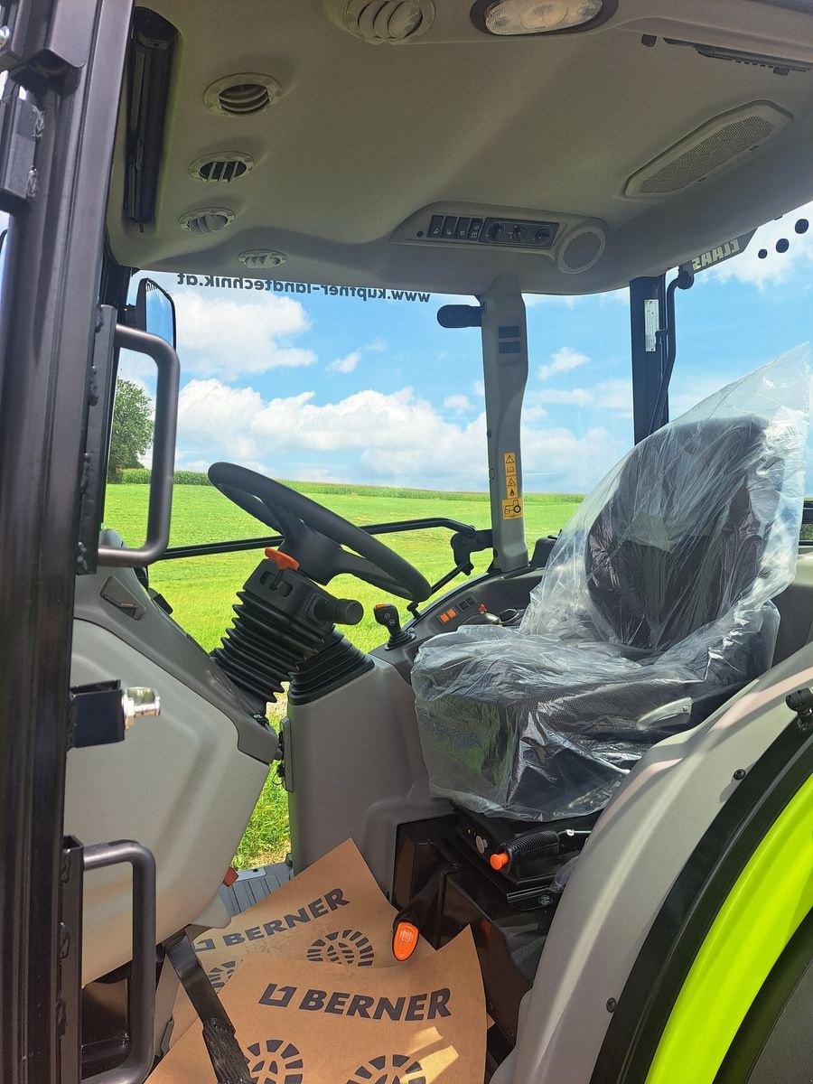 Traktor tipa CLAAS Nexos 240 XL, Neumaschine u Pischelsdorf am Engelbach (Slika 10)