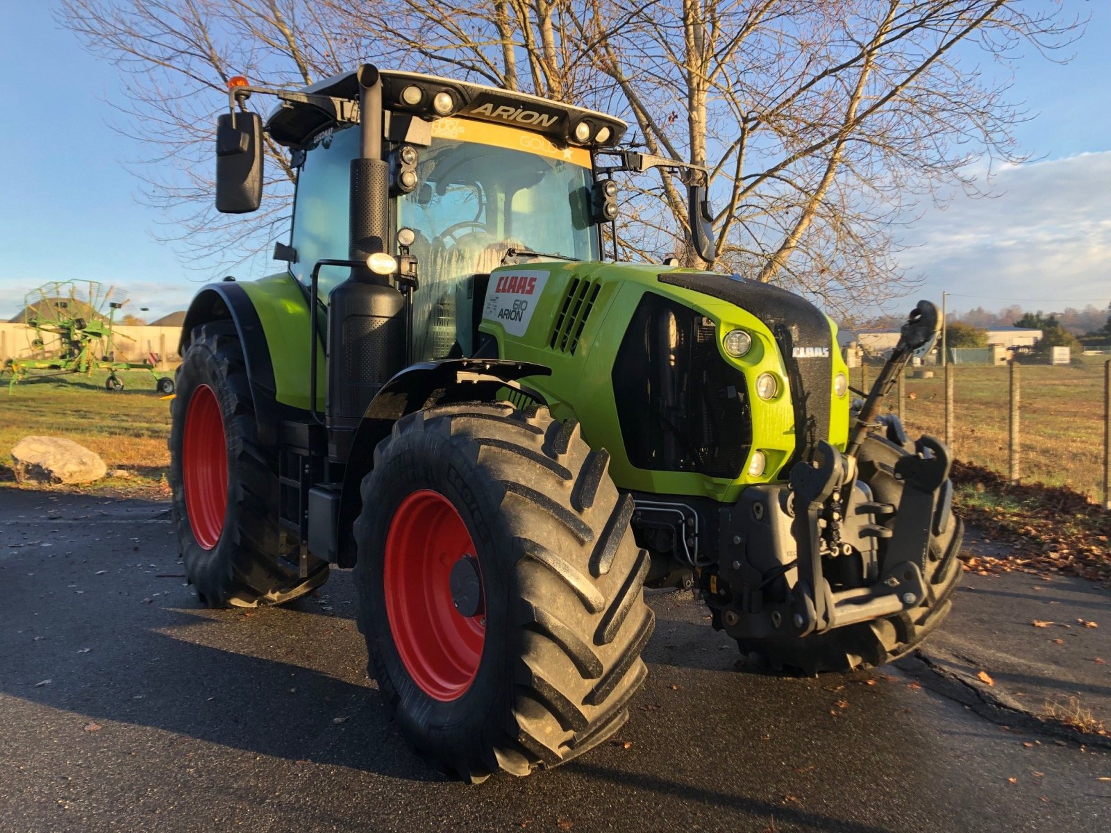 Traktor a típus CLAAS Tracteur agricole ARION 610 CMATIC T4F Claas, Gebrauchtmaschine ekkor: SAINT GAUDENS (Kép 3)