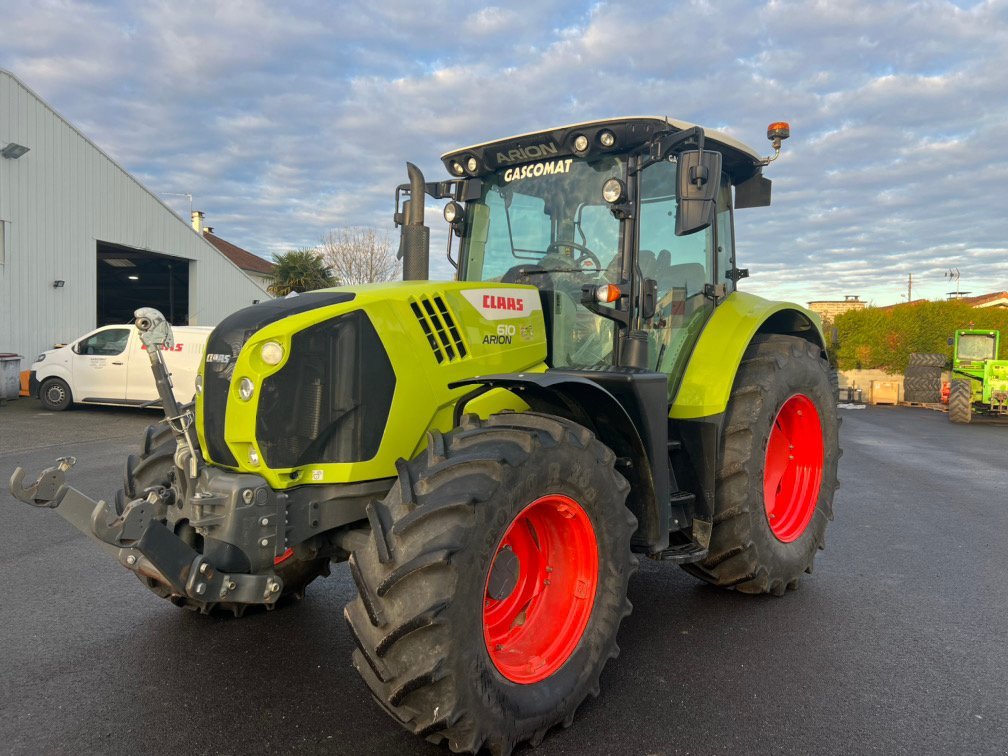 Traktor des Typs CLAAS Tracteur agricole ARION 610 HEXA Claas, Gebrauchtmaschine in ST ELIX THEUX (Bild 1)