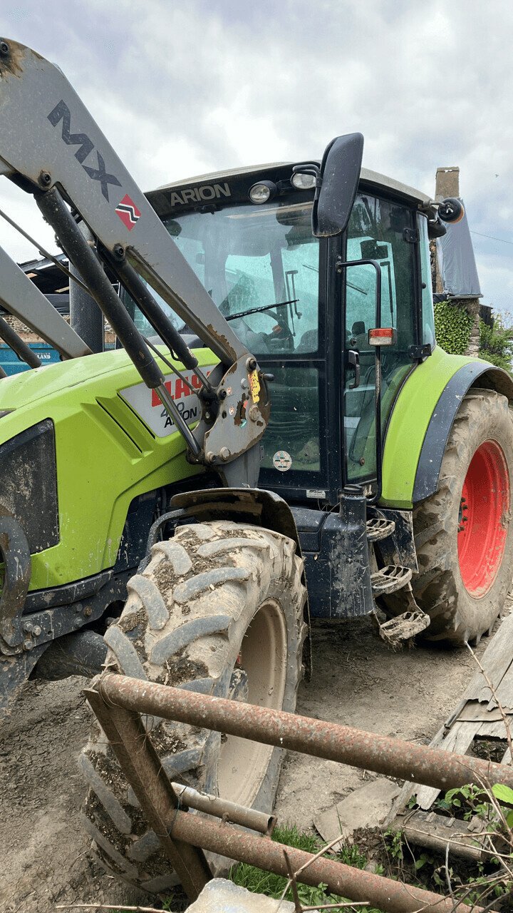 Traktor типа CLAAS TRACTEUR ARION 420 CIS, Gebrauchtmaschine в PONTIVY (Фотография 2)