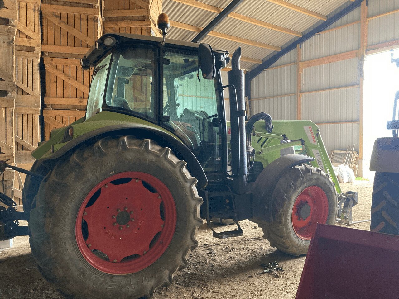 Traktor a típus CLAAS TRACTEUR ARION 420 CIS, Gebrauchtmaschine ekkor: PONTIVY (Kép 2)