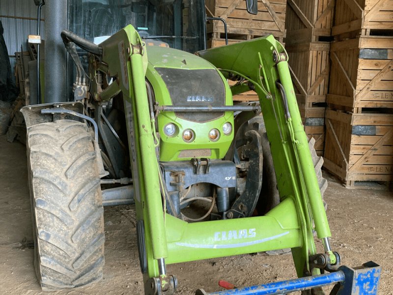 Traktor του τύπου CLAAS TRACTEUR ARION 420 CIS, Gebrauchtmaschine σε PONTIVY (Φωτογραφία 1)