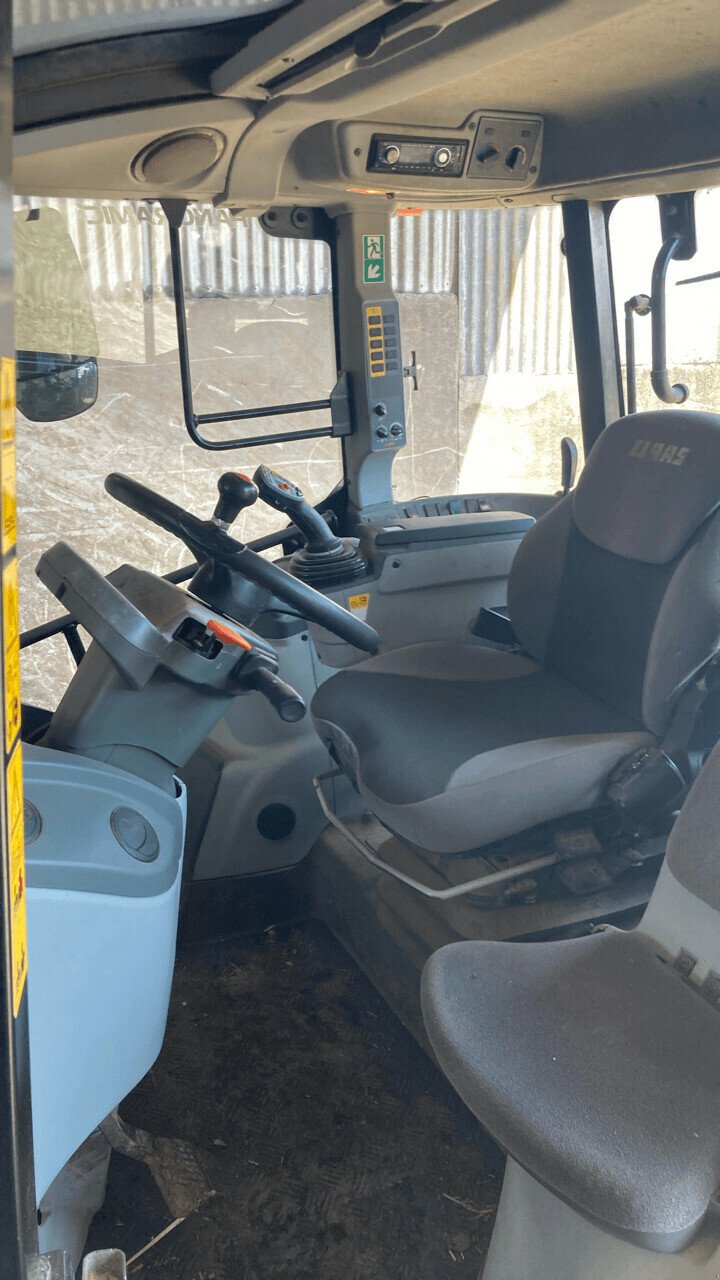 Traktor a típus CLAAS TRACTEUR ARION 440 BUSINESS, Gebrauchtmaschine ekkor: PONTIVY (Kép 6)