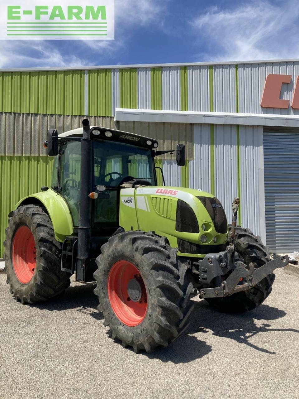 Traktor of the type CLAAS tracteur, Gebrauchtmaschine in ST ANDIOL (Picture 1)