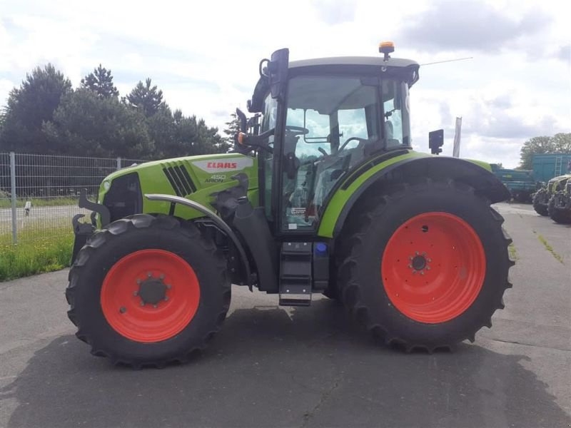 Traktor van het type CLAAS TRAKTOR ARION 450 CIS+, Neumaschine in Grimma (Foto 1)