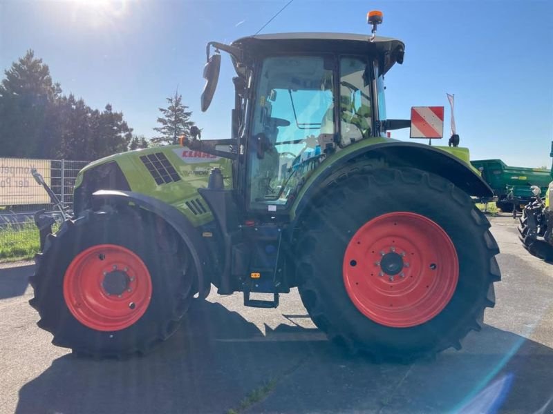 Traktor des Typs CLAAS TRAKTOR ARION 550 HEXAS, Neumaschine in Strahwalde (Bild 1)