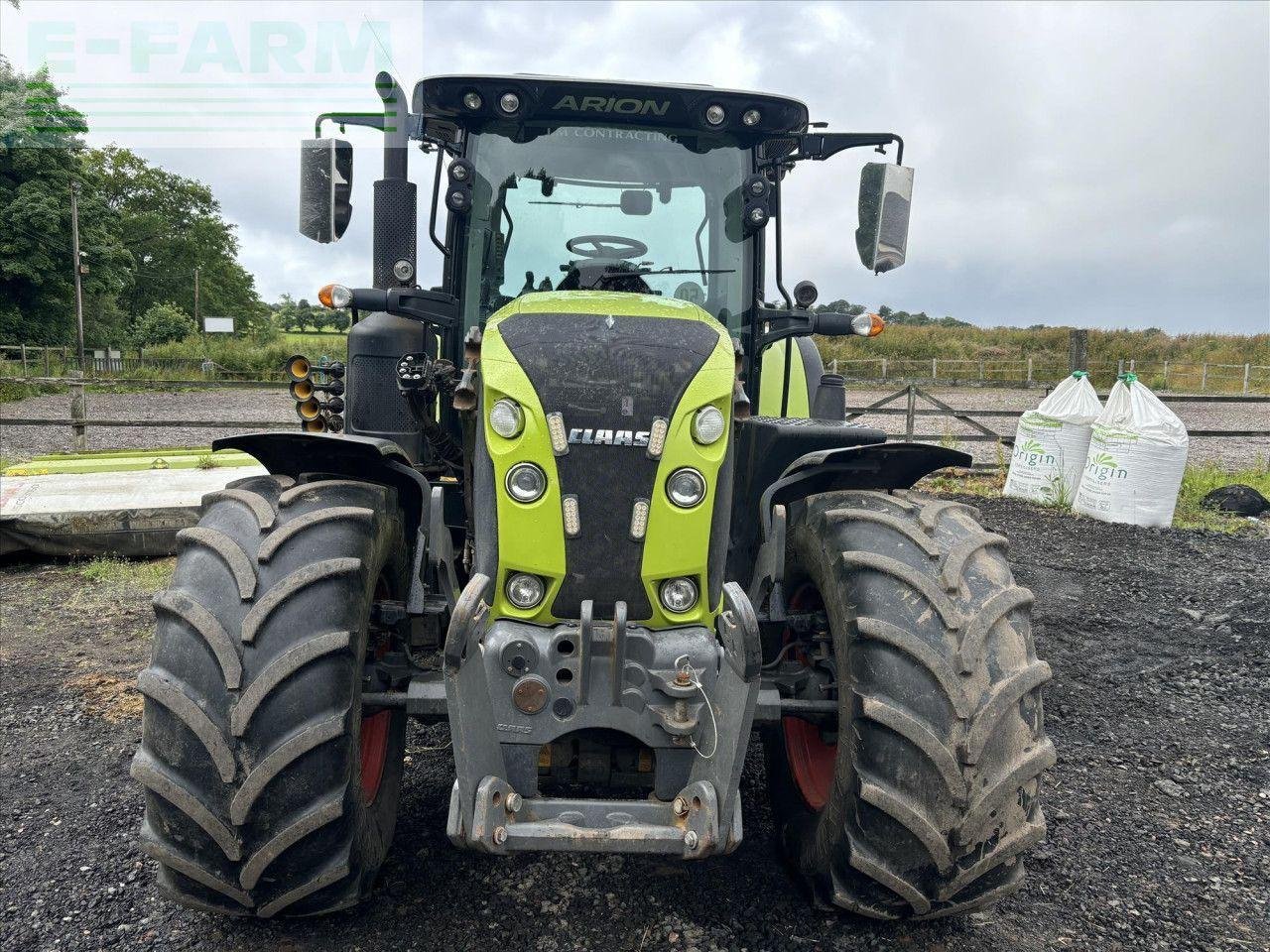 Traktor typu CLAAS USED ARION 610, Gebrauchtmaschine w STRATHAVEN (Zdjęcie 2)