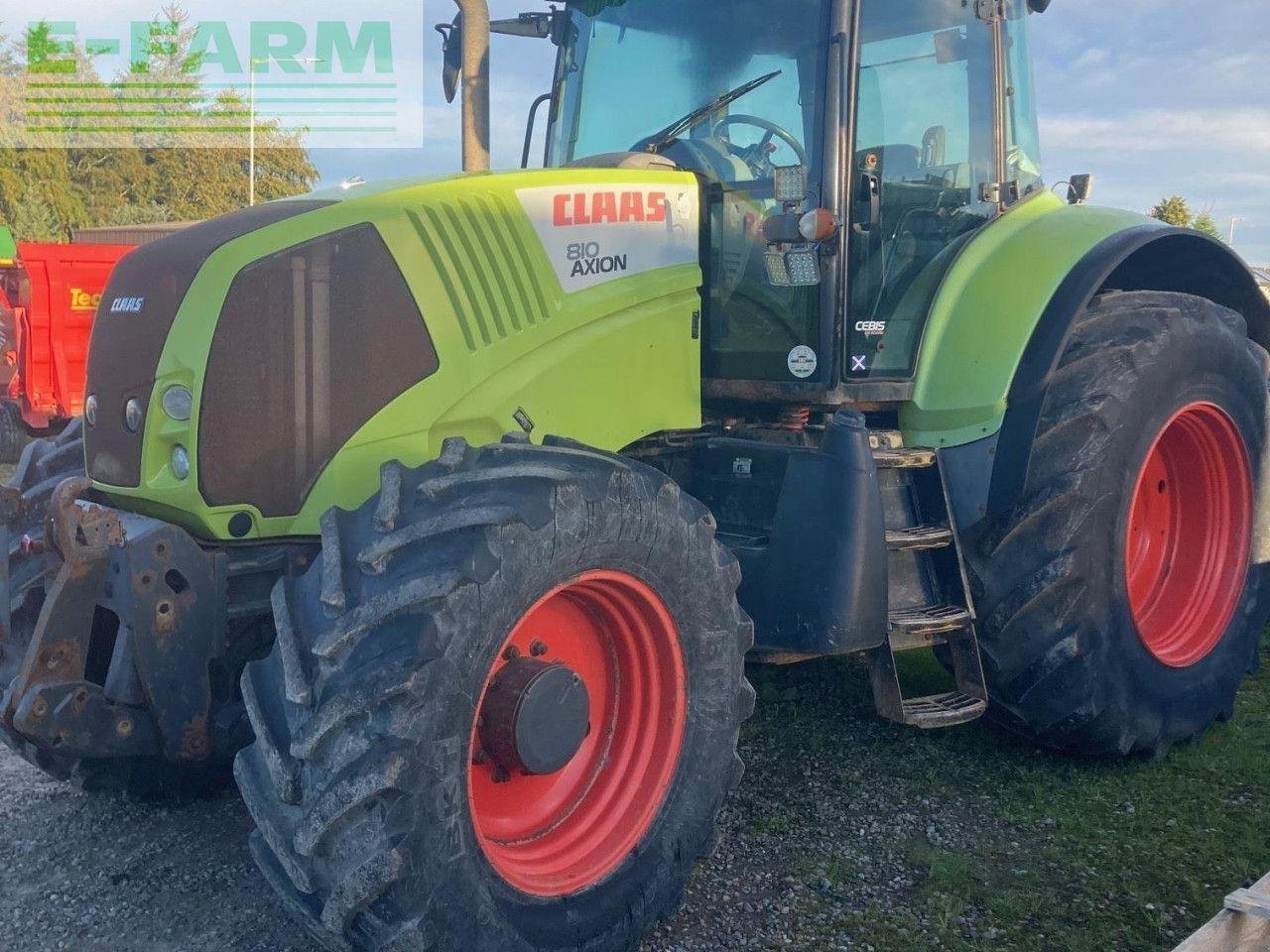 Traktor of the type CLAAS USED AXION 810, Gebrauchtmaschine in HUNTLY (Picture 3)