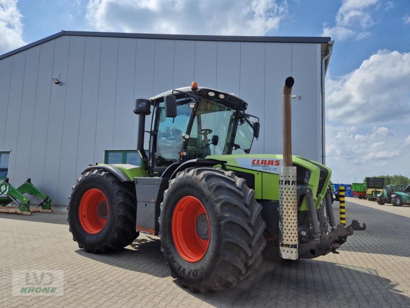 Traktor of the type CLAAS XERION 3300 VC, Gebrauchtmaschine in Spelle