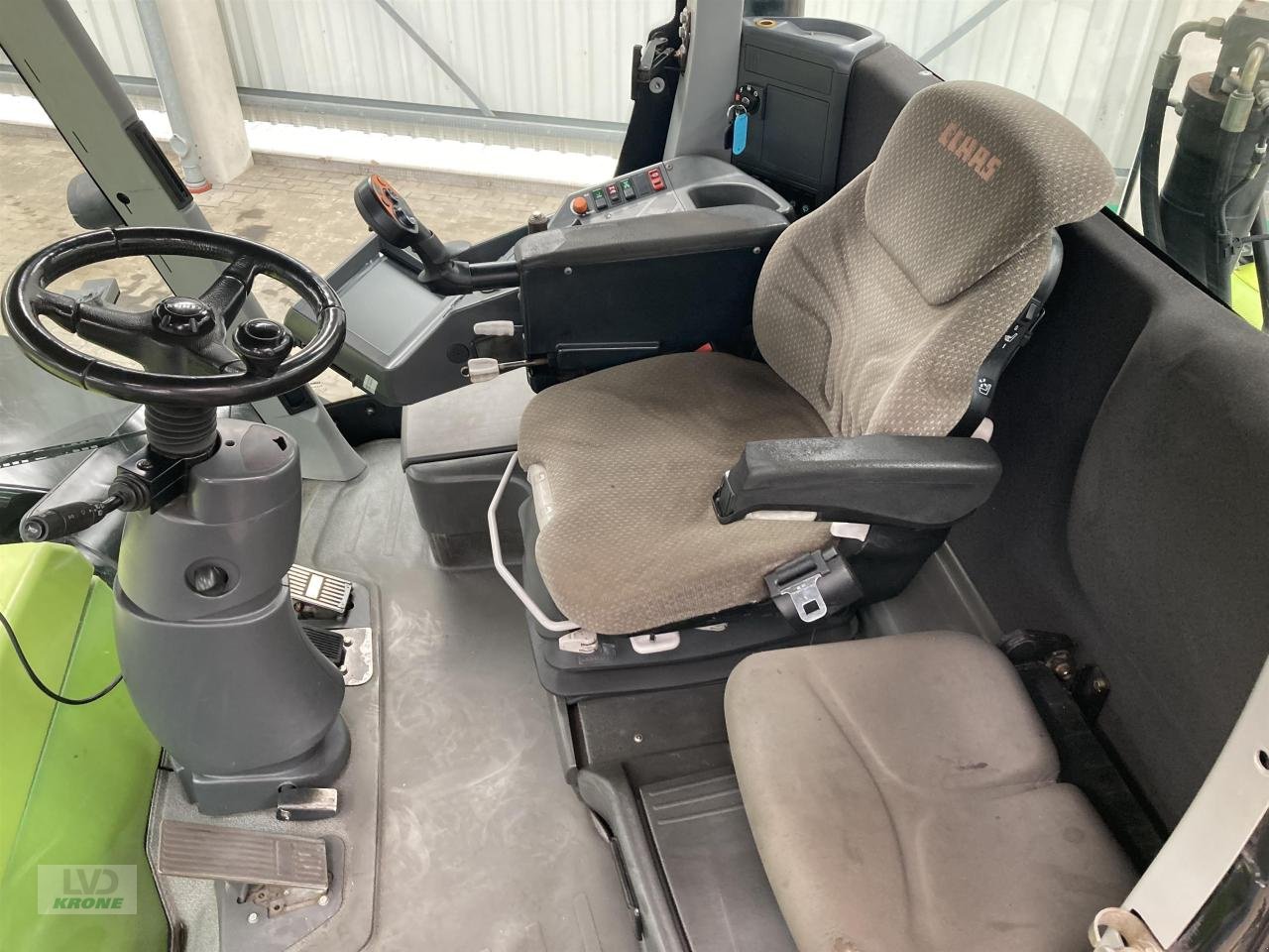 Traktor tipa CLAAS XERION 3300 VC, Gebrauchtmaschine u Spelle (Slika 11)