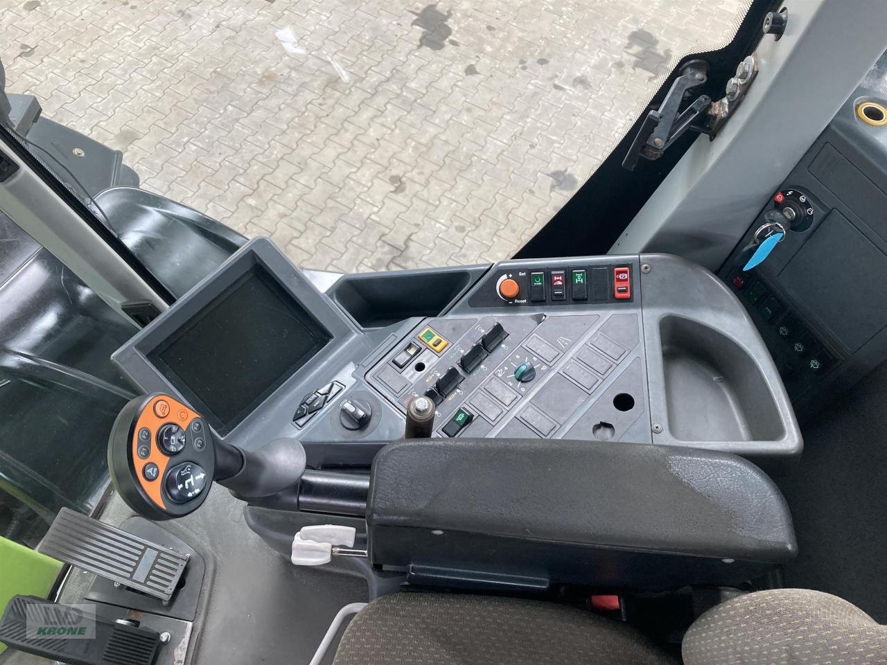 Traktor del tipo CLAAS XERION 3300 VC, Gebrauchtmaschine en Spelle (Imagen 12)