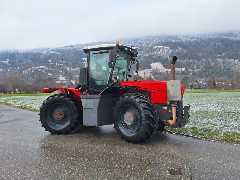 Traktor typu CLAAS Xerion 3300, Gebrauchtmaschine v Chur