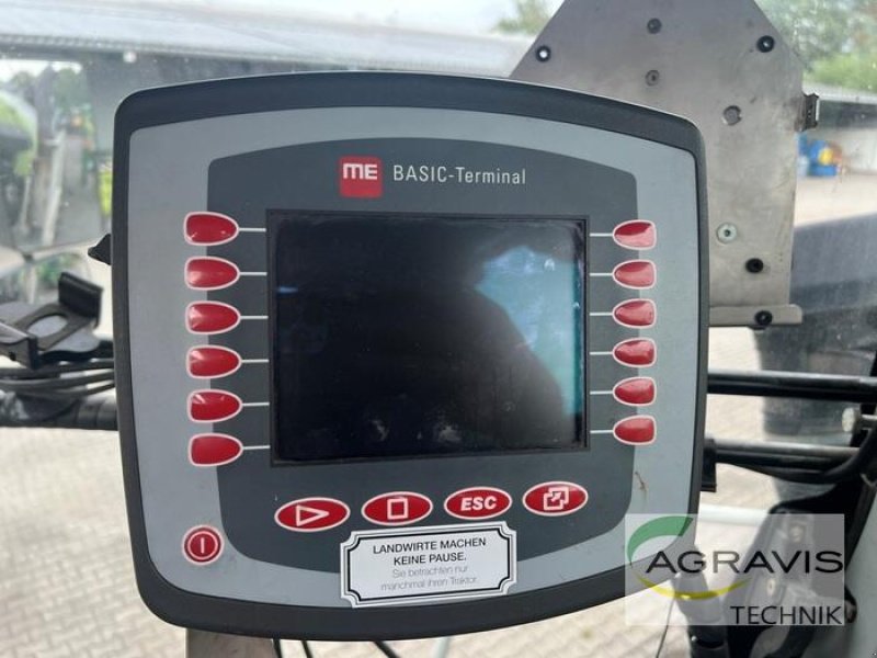 Traktor del tipo CLAAS XERION 3800 SADDLE TRAC, Gebrauchtmaschine In Meppen (Immagine 22)