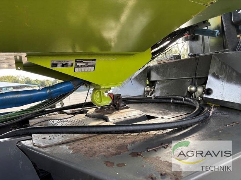 Traktor a típus CLAAS XERION 3800 SADDLE TRAC, Gebrauchtmaschine ekkor: Meppen (Kép 9)