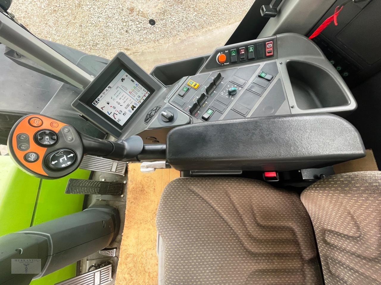 Traktor типа CLAAS Xerion 3800 Trac VC !NEUER PREIS!, Gebrauchtmaschine в Pragsdorf (Фотография 14)