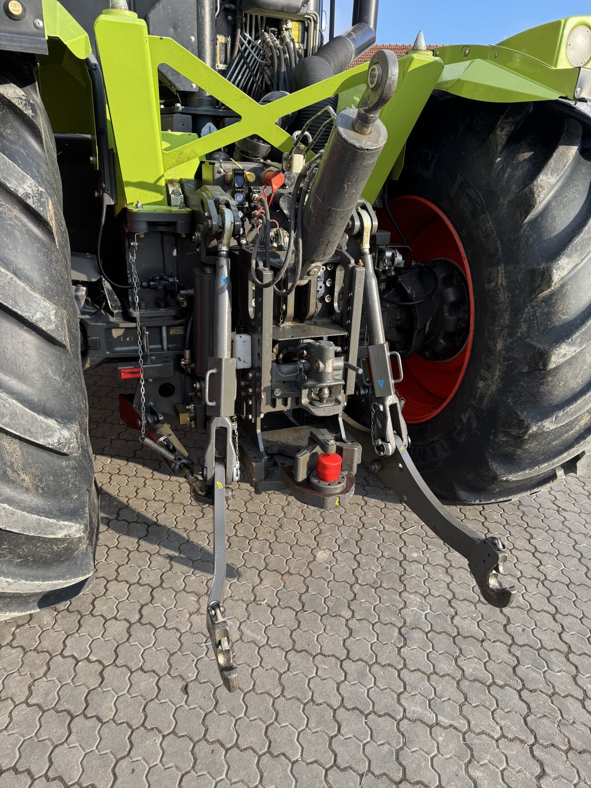 Traktor typu CLAAS Xerion 3800 Trac VC nur 4000h, Gebrauchtmaschine v Kelheim (Obrázek 7)