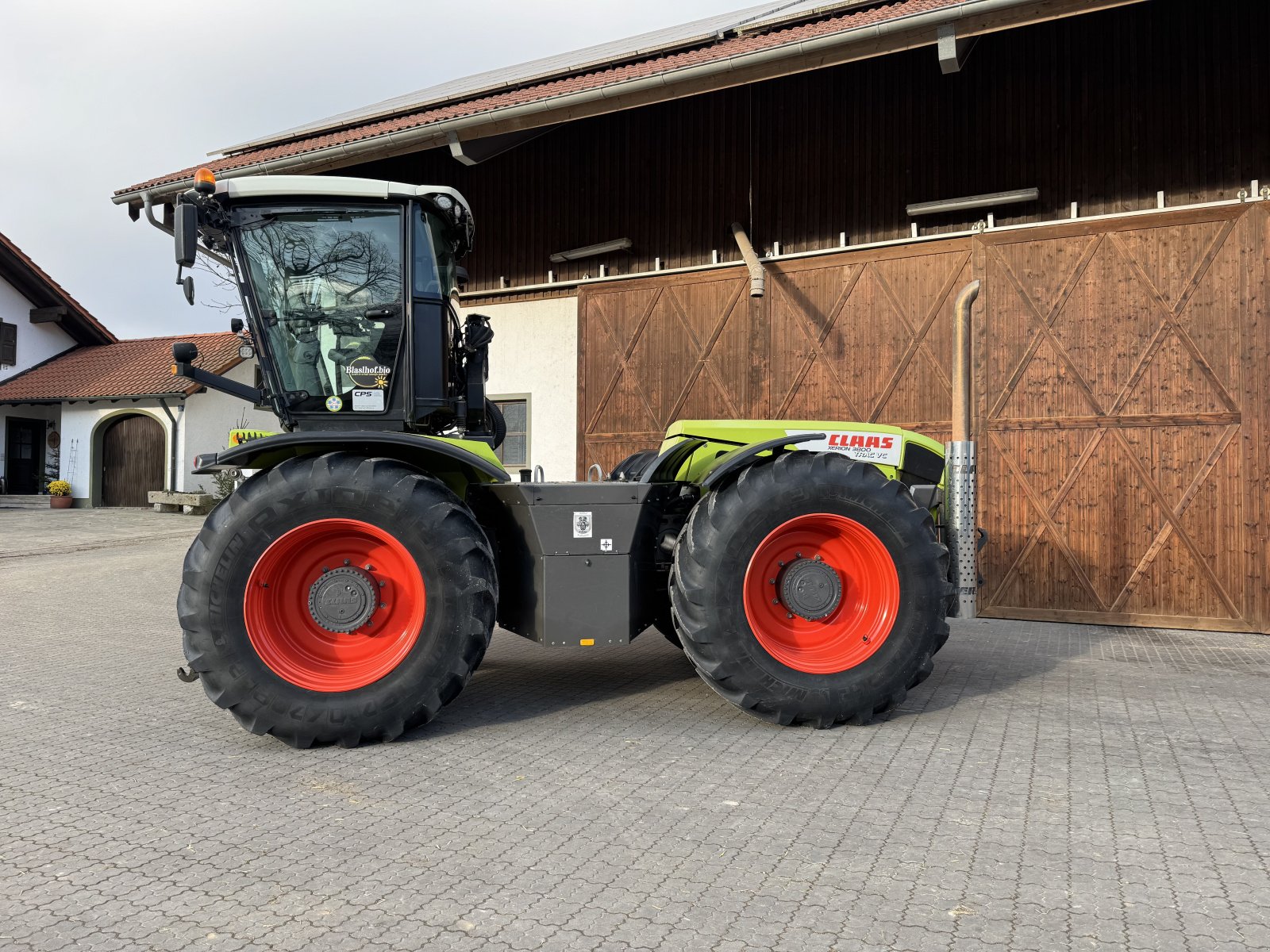 Traktor typu CLAAS Xerion 3800 Trac VC nur 4000h, Gebrauchtmaschine v Kelheim (Obrázek 10)