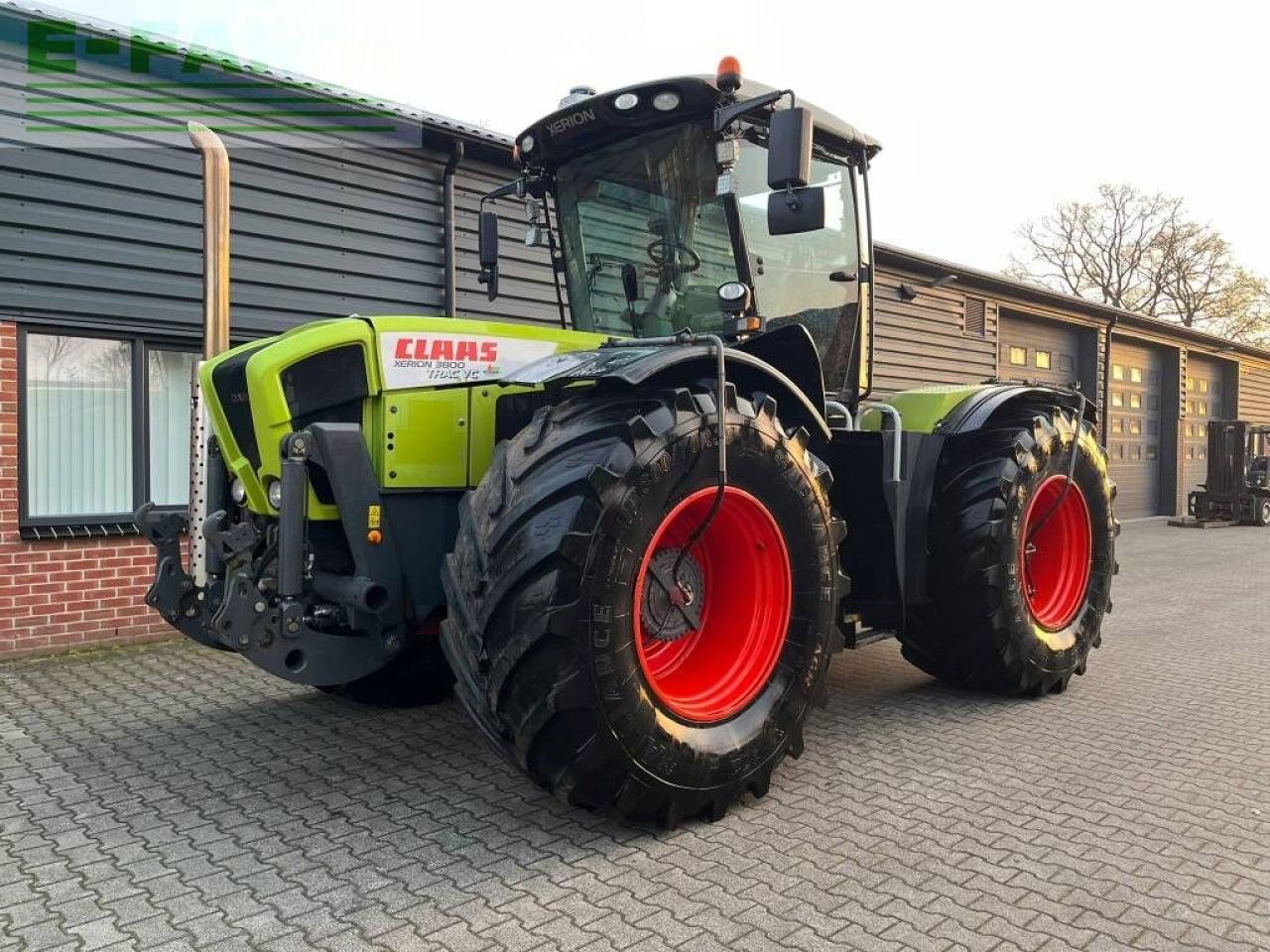 Traktor del tipo CLAAS xerion 3800 trac vc TRAC VC, Gebrauchtmaschine en ag BROEKLAND (Imagen 2)