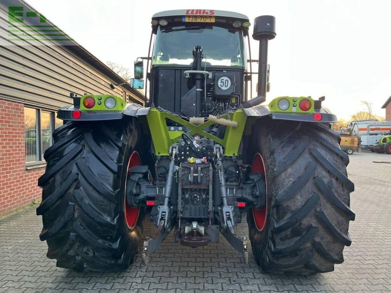 Traktor des Typs CLAAS xerion 3800 trac vc TRAC VC, Gebrauchtmaschine in ag BROEKLAND (Bild 5)