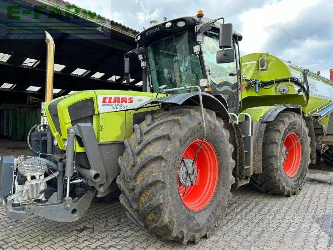 Traktor van het type CLAAS xerion 3800 trac vc TRAC VC, Gebrauchtmaschine in ag BROEKLAND (Foto 4)