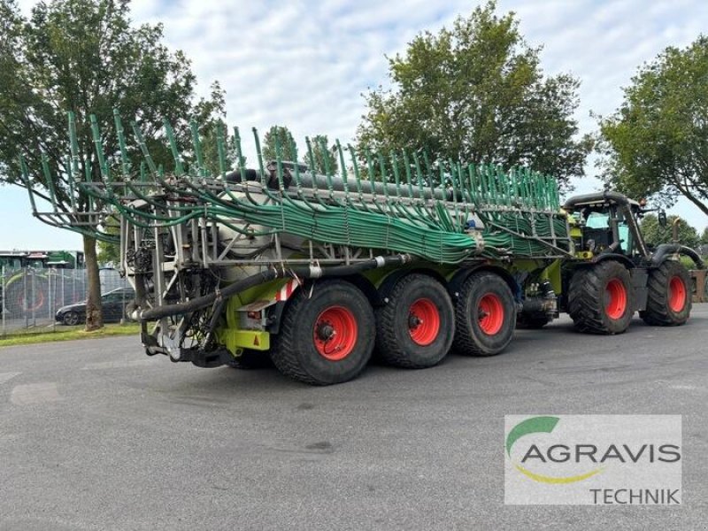 Traktor van het type CLAAS XERION 3800 TRAC VC, Gebrauchtmaschine in Meppen (Foto 3)